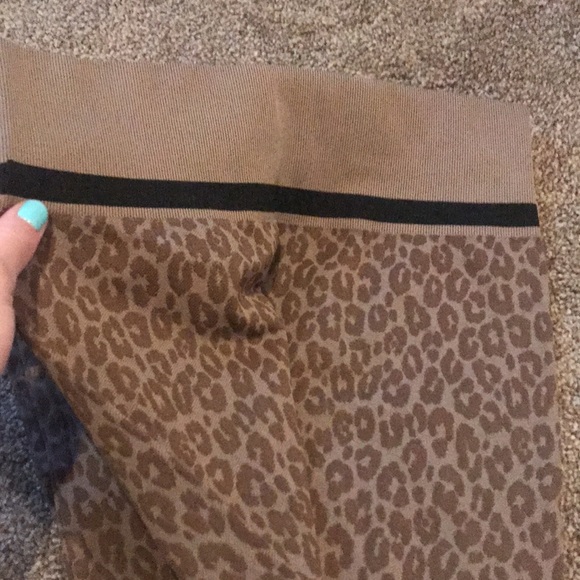 Cheetah leggings - Picture 3 of 4